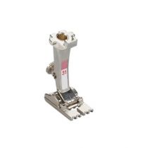 Pied Bernina n°31 pour nervures (5 rainures)