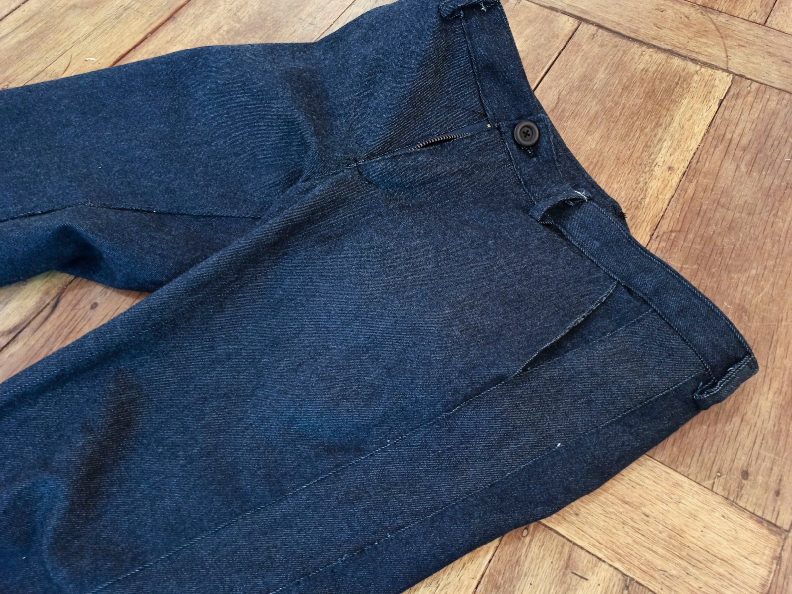 coudre-pantalon-chino-homme-maison-couture-grenoble